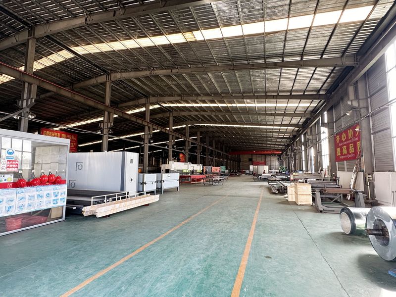Zhejiang Huier Coating Environmental Protection Equipment Co., Ltd خط تولید تولید کننده